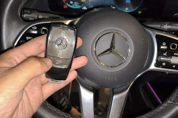 Used Mercedes-Benz EQA 2023-Year Restyled EQA 260 Vehicle Key