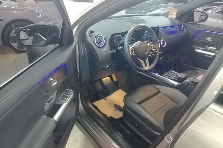 Used Mercedes-Benz EQA 2023-Year Restyled EQA 260 Driver Seat