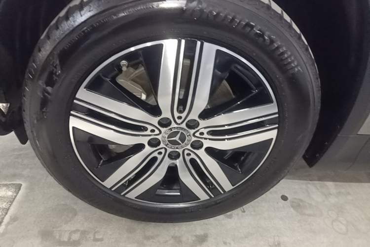 Used Mercedes-Benz EQA 2023-Year Restyled EQA 260 Exterior 4