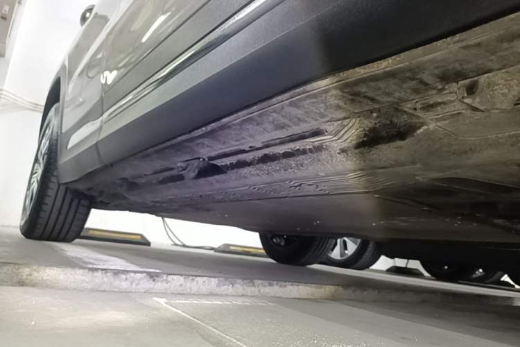 Used Mercedes-Benz EQA 2023-Year Restyled EQA 260 Right Side Sill