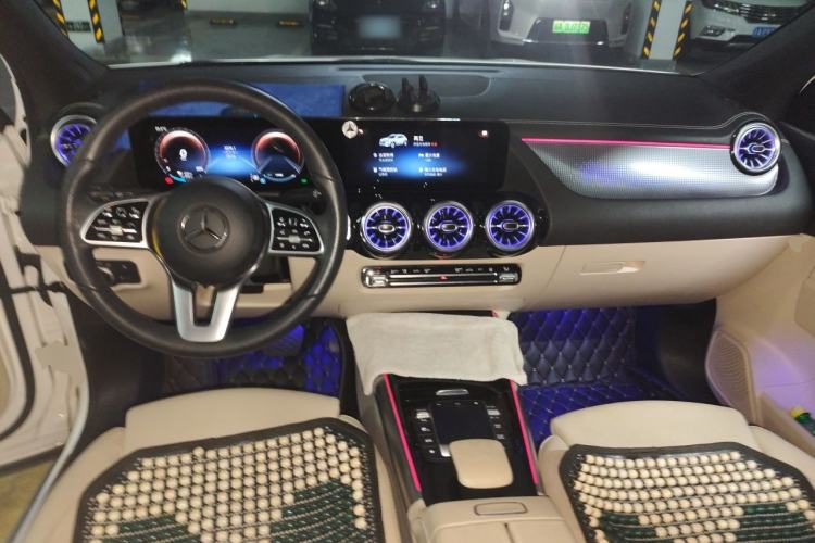 Used Mercedes-Benz EQA 2023 EQA 260 Center Console