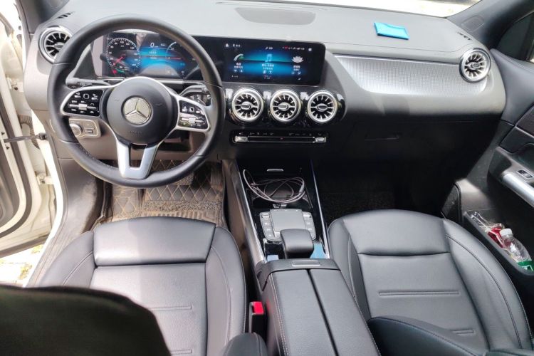 Used Mercedes-Benz EQA 2023 EQA 260 Center Console