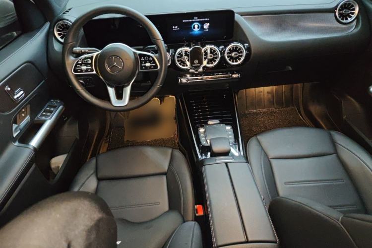 Used Mercedes-Benz EQA 2023 EQA 260 Center Console
