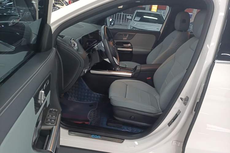 Used Mercedes-Benz EQA 2023-Year Restyled EQA 260 Driver Seat