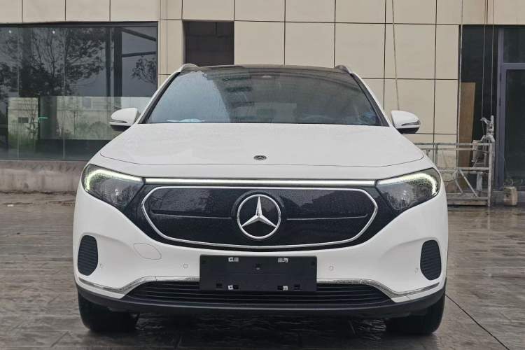 Used Mercedes-Benz EQA 2023 EQA 260 Exterior 4