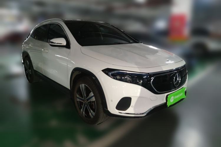 Used Mercedes-Benz EQA 2023 EQA 260 Front Right 45 Deg