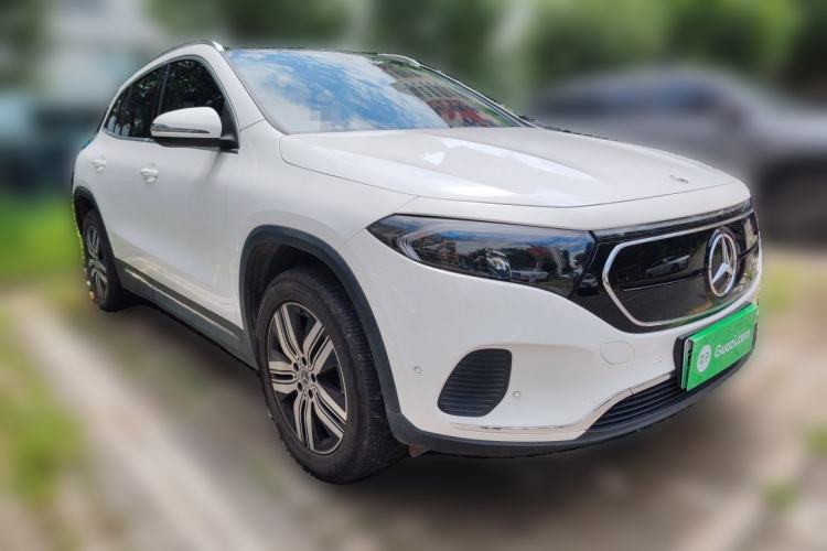 Used Mercedes-Benz EQA 2023 EQA 260 Front Right 45 Deg