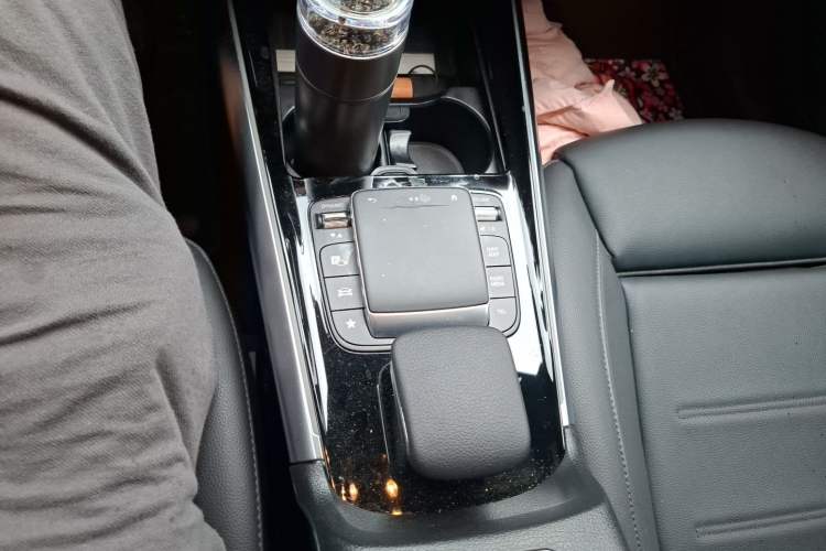 Used Mercedes-Benz EQA 2023-Year Restyled EQA 260 Gear Lever