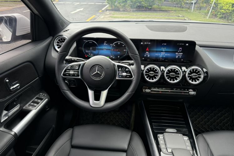 Used Mercedes-Benz EQA 2023 EQA 260 Interior 13