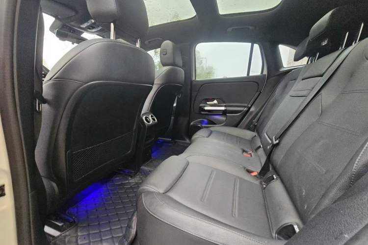 Used Mercedes-Benz EQA 2023 EQA 260 Interior 3