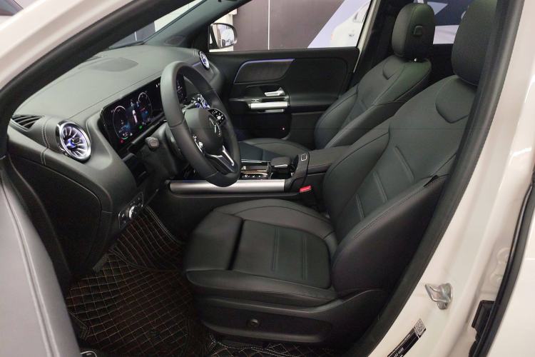 Used Mercedes-Benz EQA 2023 EQA 260 Left Front Seat