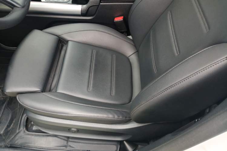 Used Mercedes-Benz EQA 2023 EQA 260 Left Front Seat