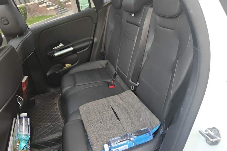 Used Mercedes-Benz EQA 2023-Year Restyled EQA 260 Left Rear Seat