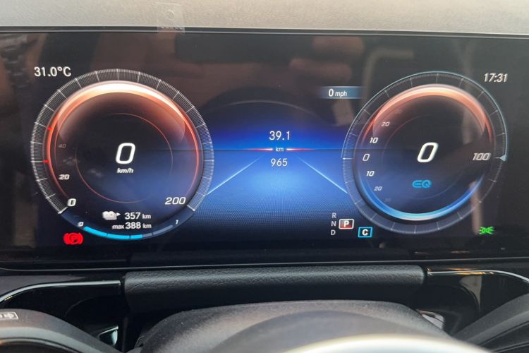 Used Mercedes-Benz EQA 2023 EQA 260 Odometer Close Up