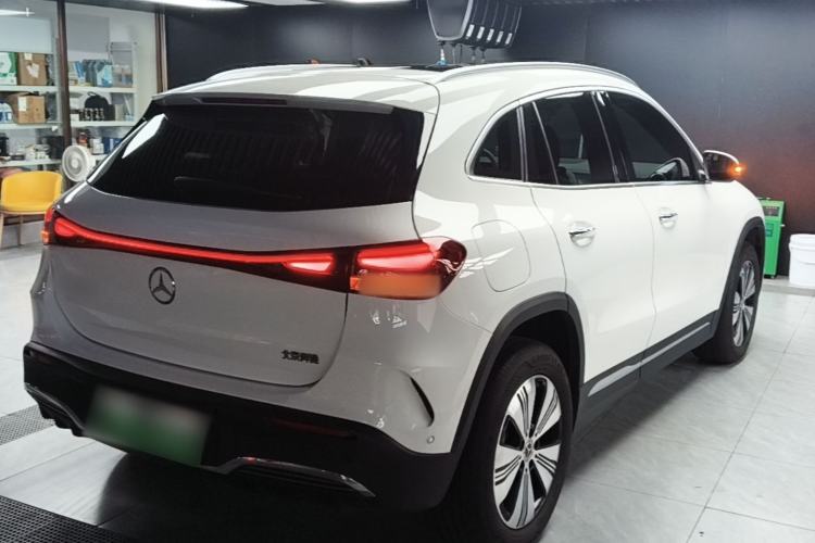 Used Mercedes-Benz EQA 2023-Year Restyled EQA 260 Rear Right 45 Deg