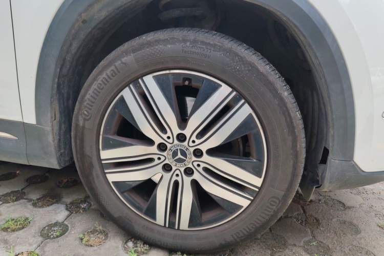 Used Mercedes-Benz EQA 2023 EQA 260 Right Front Wheel Hub