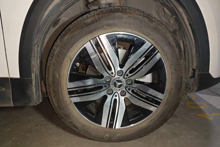 Used Mercedes-Benz EQA 2023-Year Restyled EQA 260 Right Front Wheel Hub