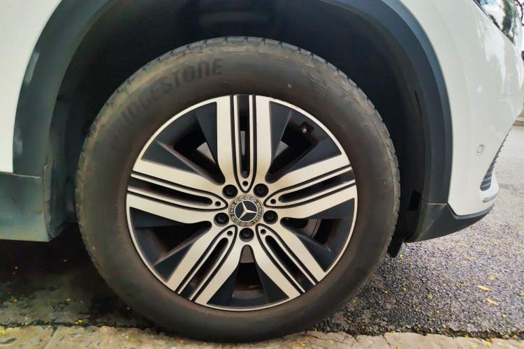 Used Mercedes-Benz EQA 2023 EQA 260 Right Front Wheel Hub