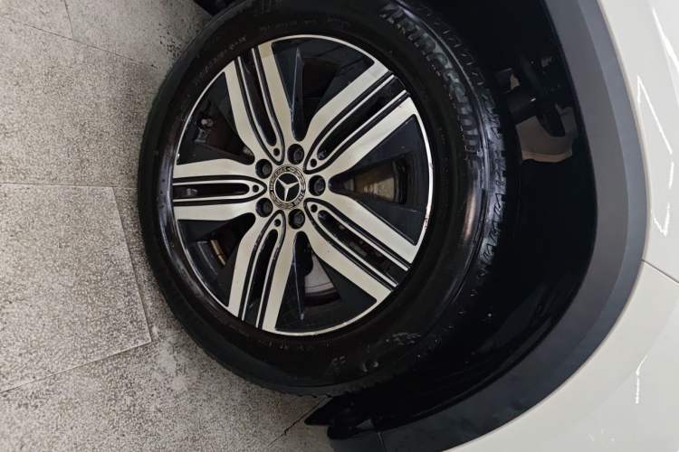 Used Mercedes-Benz EQA 2023 EQA 260 Right Front Wheel Hub