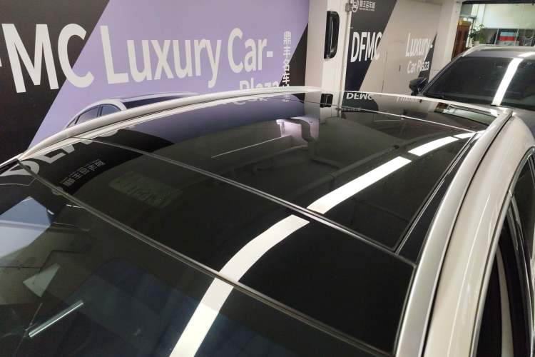 Used Mercedes-Benz EQA 2023 EQA 260 Roof