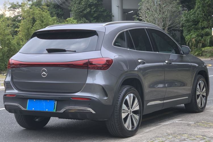 Used Mercedes-Benz EQA 2025 EQA 260 Exterior 7