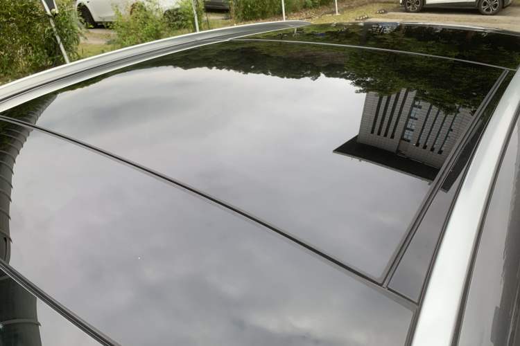 Used Mercedes-Benz EQA 2025 EQA 260 Roof