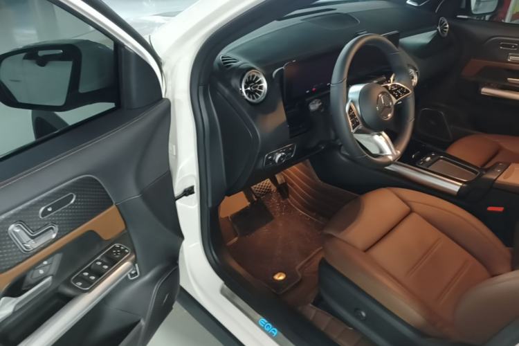 Used Mercedes-Benz EQA 2025 EQA 260 Driver Seat