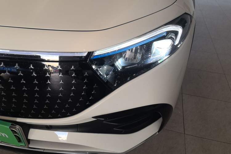 Used Mercedes-Benz EQA 2025 EQA 260 Left Front Headlight