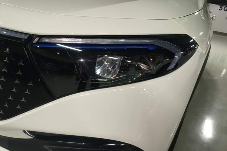 Used Mercedes-Benz EQA 2025 EQA 260 Left Front Headlight