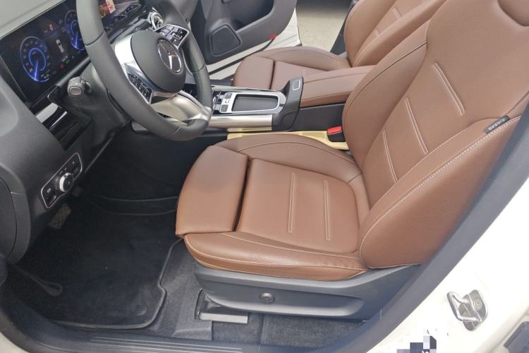 Used Mercedes-Benz EQA 2025 EQA 260 Left Front Seat