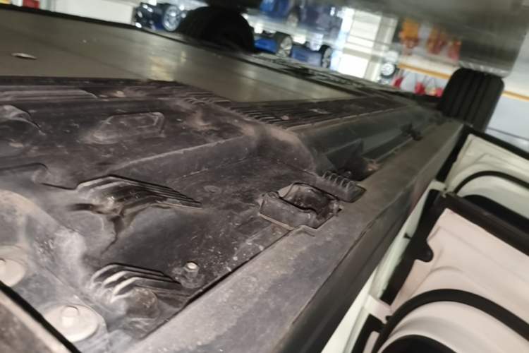 Used Mercedes-Benz EQA 2025 EQA 260 Left Side Sill