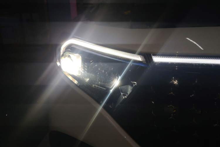 Used Mercedes-Benz EQA 2025 EQA 260 Right Front Headlight