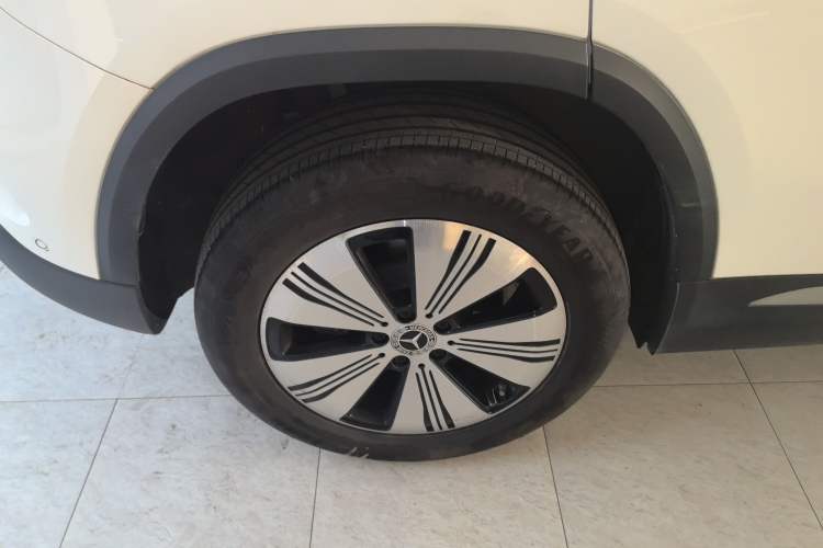 Used Mercedes-Benz EQA 2025 EQA 260 Right Rear Wheel Hub