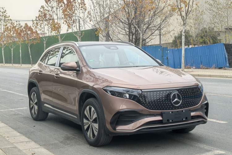 Used Mercedes-Benz EQA 2025 EQA 260 Exterior 3