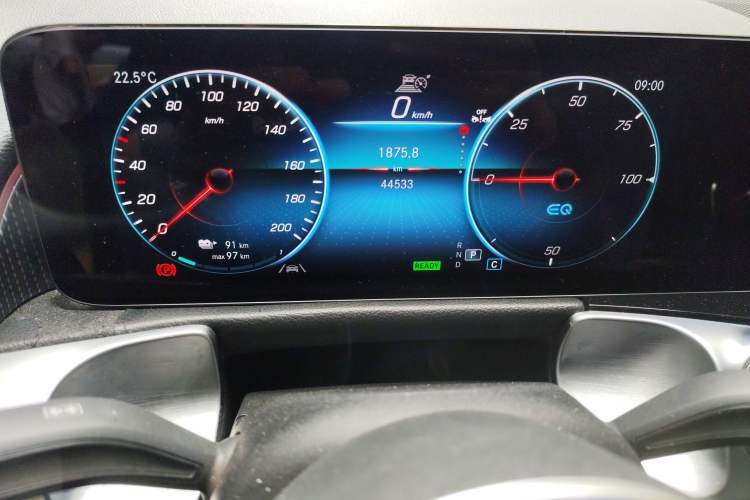 Used Mercedes-Benz EQB 2023 Facelift EQB 260 Instrument Cluster