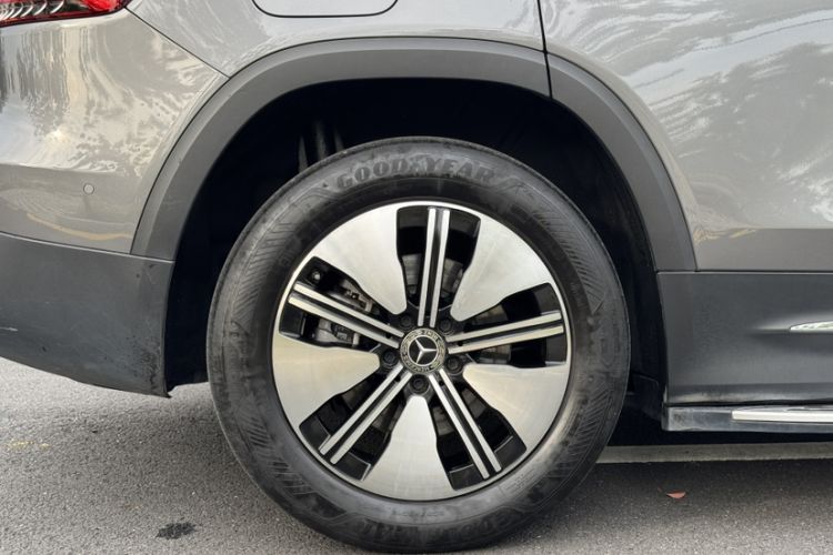 Used Mercedes-Benz EQB 2022 EQB 260 Exterior 8