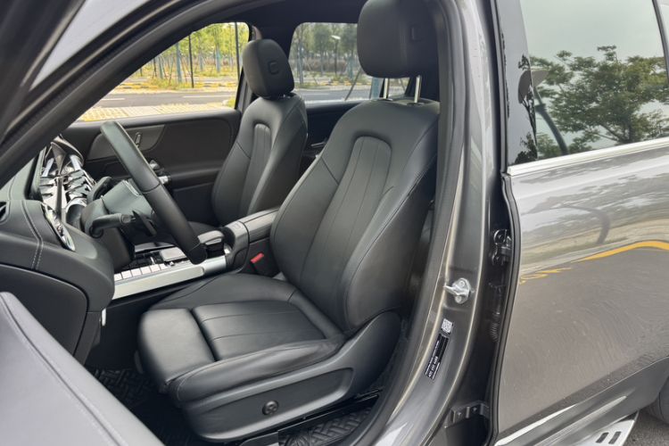 Used Mercedes-Benz EQB 2022 EQB 260 Left Front Seat