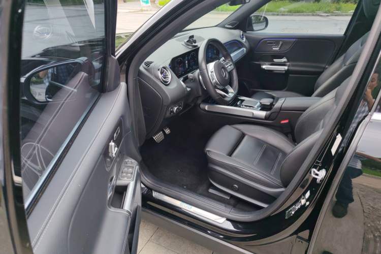Used Mercedes-Benz EQB 2022 EQB 350 4MATIC First Edition Special Version Driver Seat