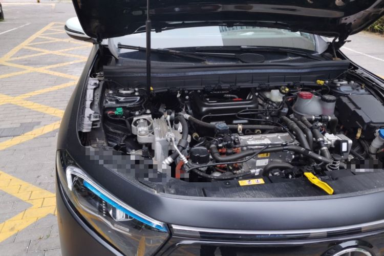 Used Mercedes-Benz EQB 2022 EQB 350 4MATIC Engine Bay Right