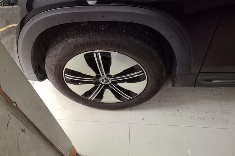 Used Mercedes-Benz EQB 2022 EQB 260 Exterior 4