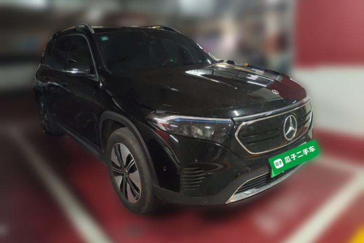 Used Mercedes-Benz EQB 2022 EQB 260 Front Right 45 Deg