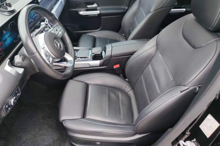 Used Mercedes-Benz EQB 2022 EQB 350 4MATIC First Edition Special Version Left Front Seat