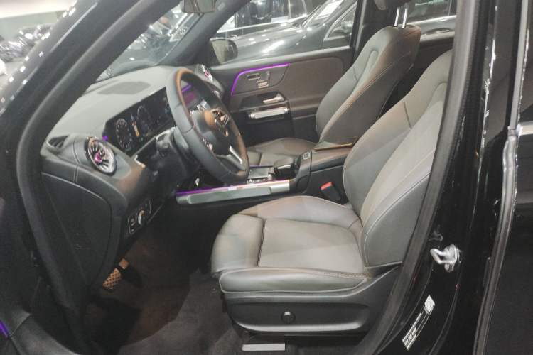 Used Mercedes-Benz EQB 2022 EQB 350 4MATIC Left Front Seat