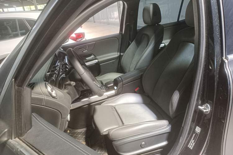 Used Mercedes-Benz EQB 2022 EQB 350 4MATIC Left Front Seat