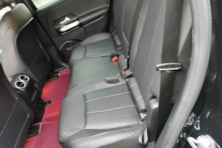 Used Mercedes-Benz EQB 2022 EQB 260 Left Rear Seat