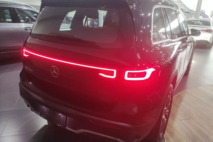 Used Mercedes-Benz EQB 2022 EQB 350 4MATIC Rear Right 45 Deg