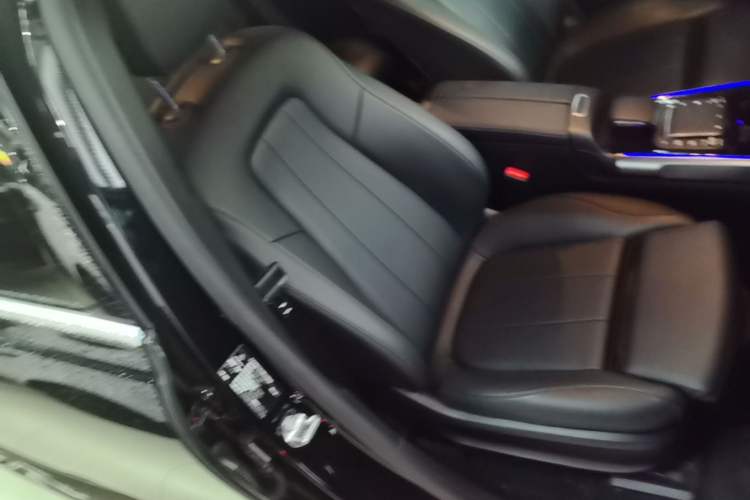 Used Mercedes-Benz EQB 2022 EQB 260 Right Front Seat