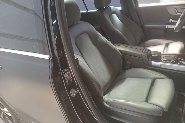 Used Mercedes-Benz EQB 2022 EQB 350 4MATIC Right Front Seat