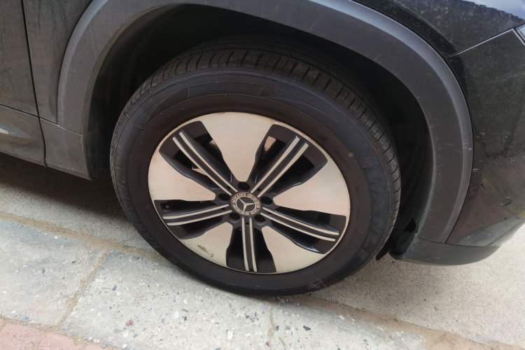 Used Mercedes-Benz EQB 2022 EQB 260 Right Front Wheel Hub