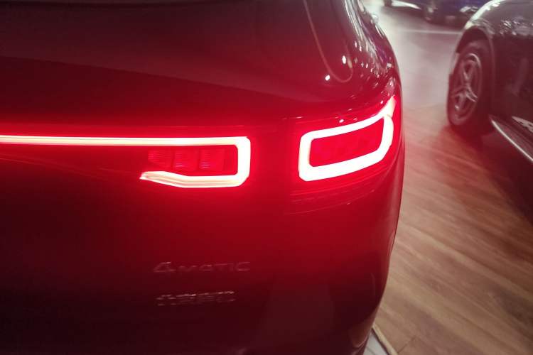 Used Mercedes-Benz EQB 2022 EQB 350 4MATIC Right Rear Taillight
